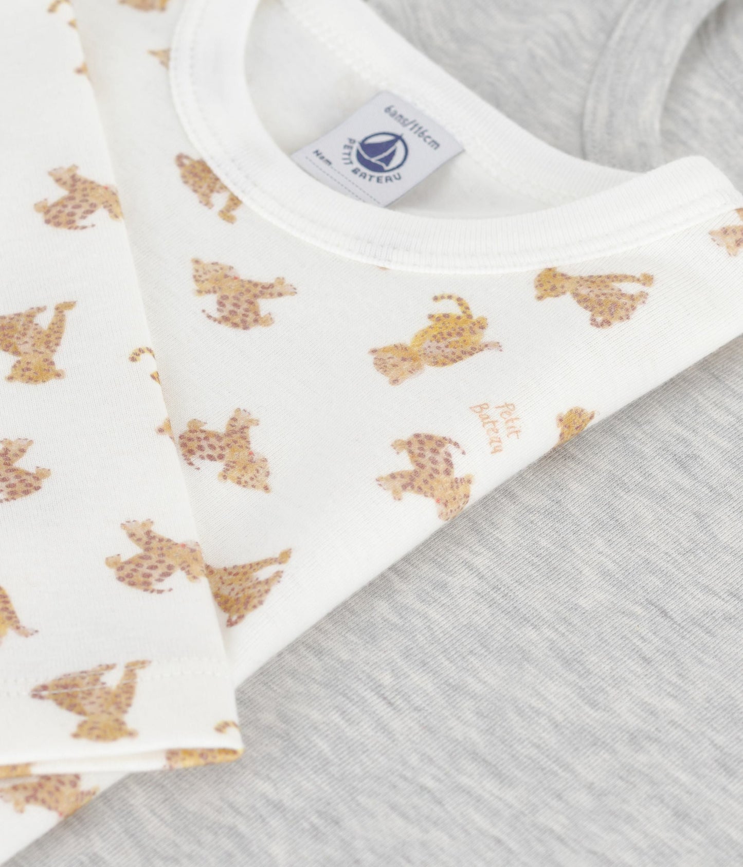Lot de tee-shirts enfant en coton manches longues imprimé léopards