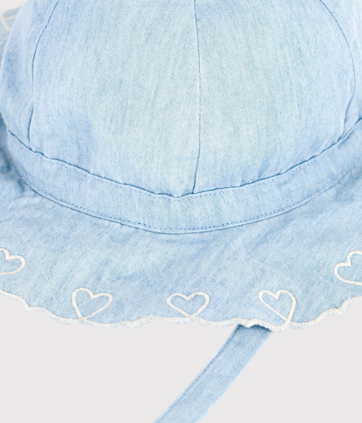 Capeline bébé fille en chambray – Z1