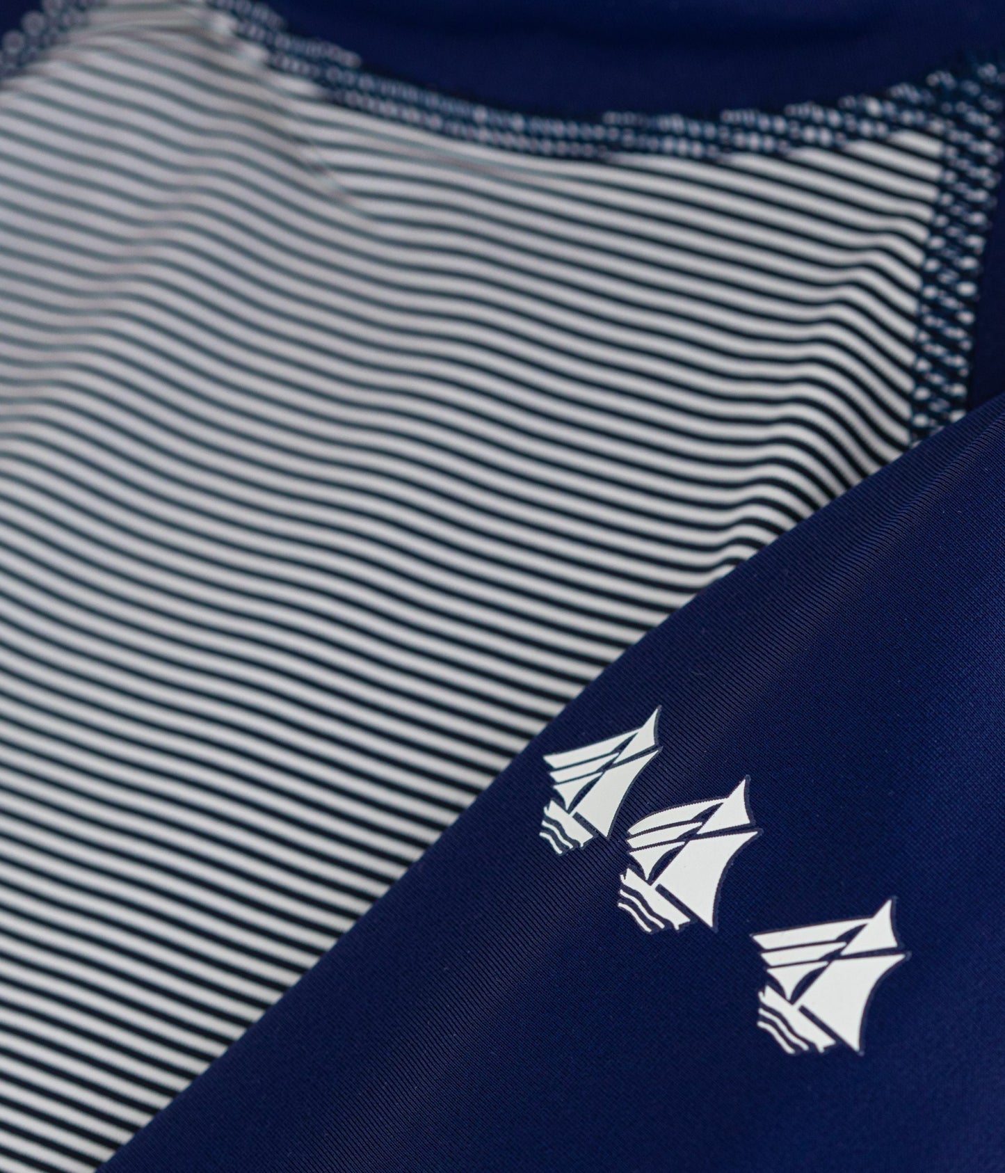 Teeshirt de bain anti uv enfant manche longue à rayures – Z1