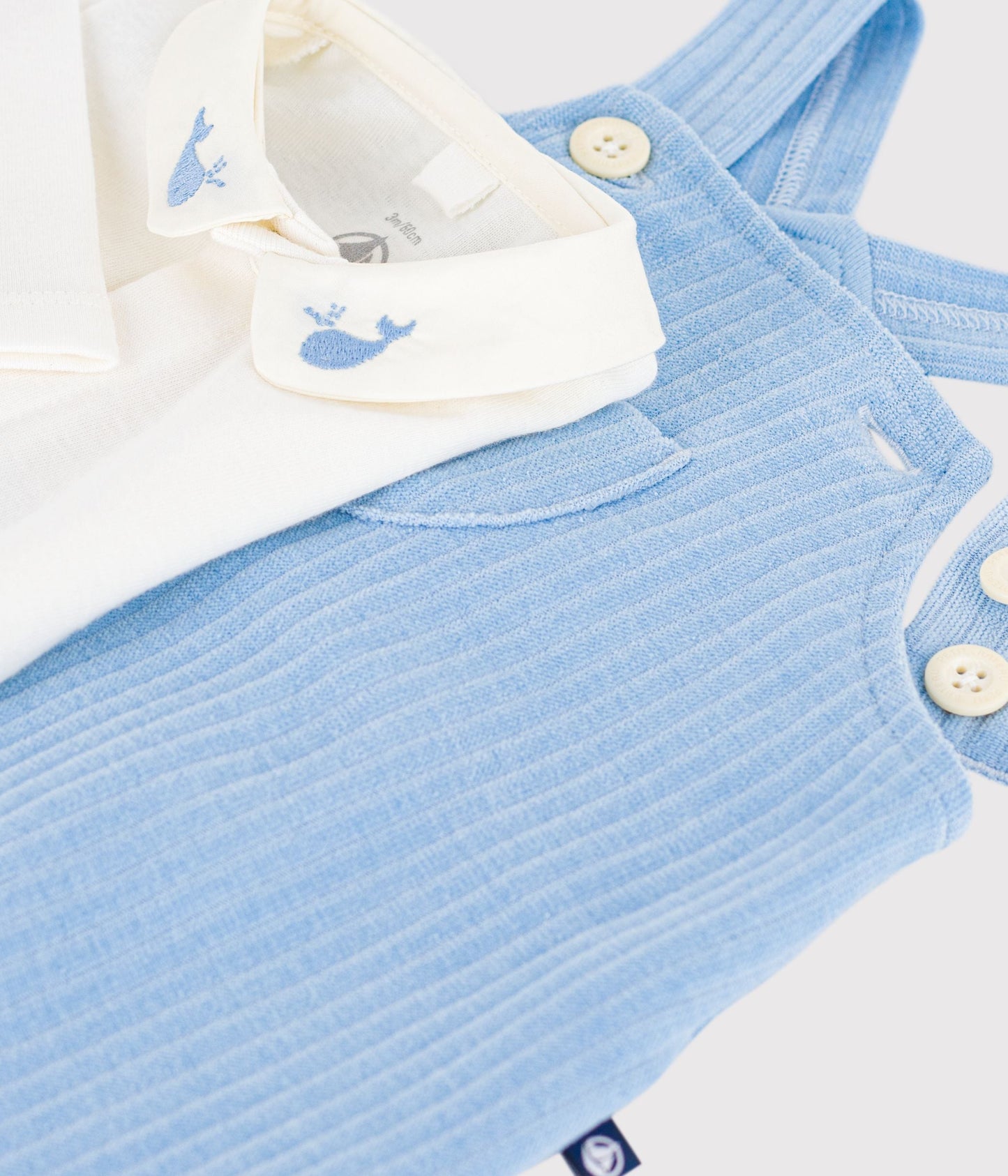 Ensemble salopette/body bébé en coton uni et détails brodés – Z1