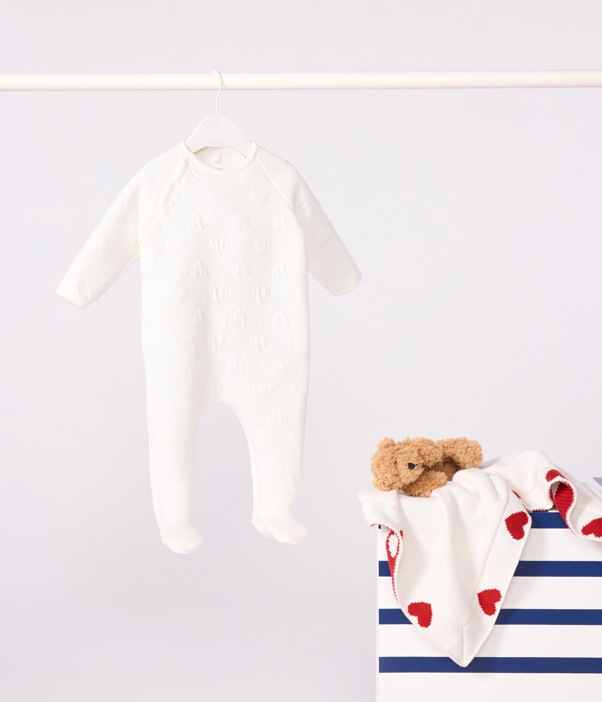 Pyjama en tubique cœur bébé – J1