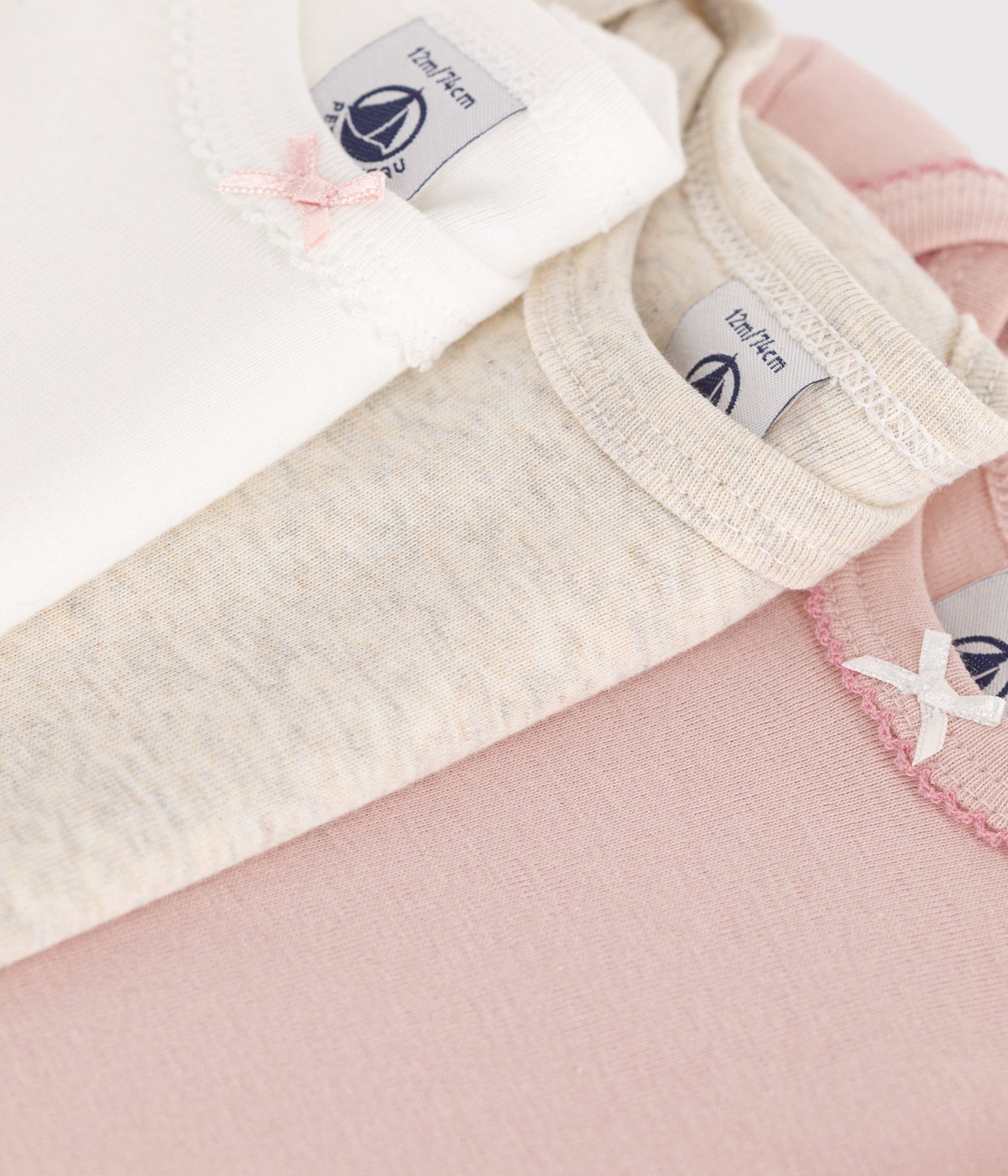 Lot de 3 bodies manches courtes en coton uni bébé – Z1