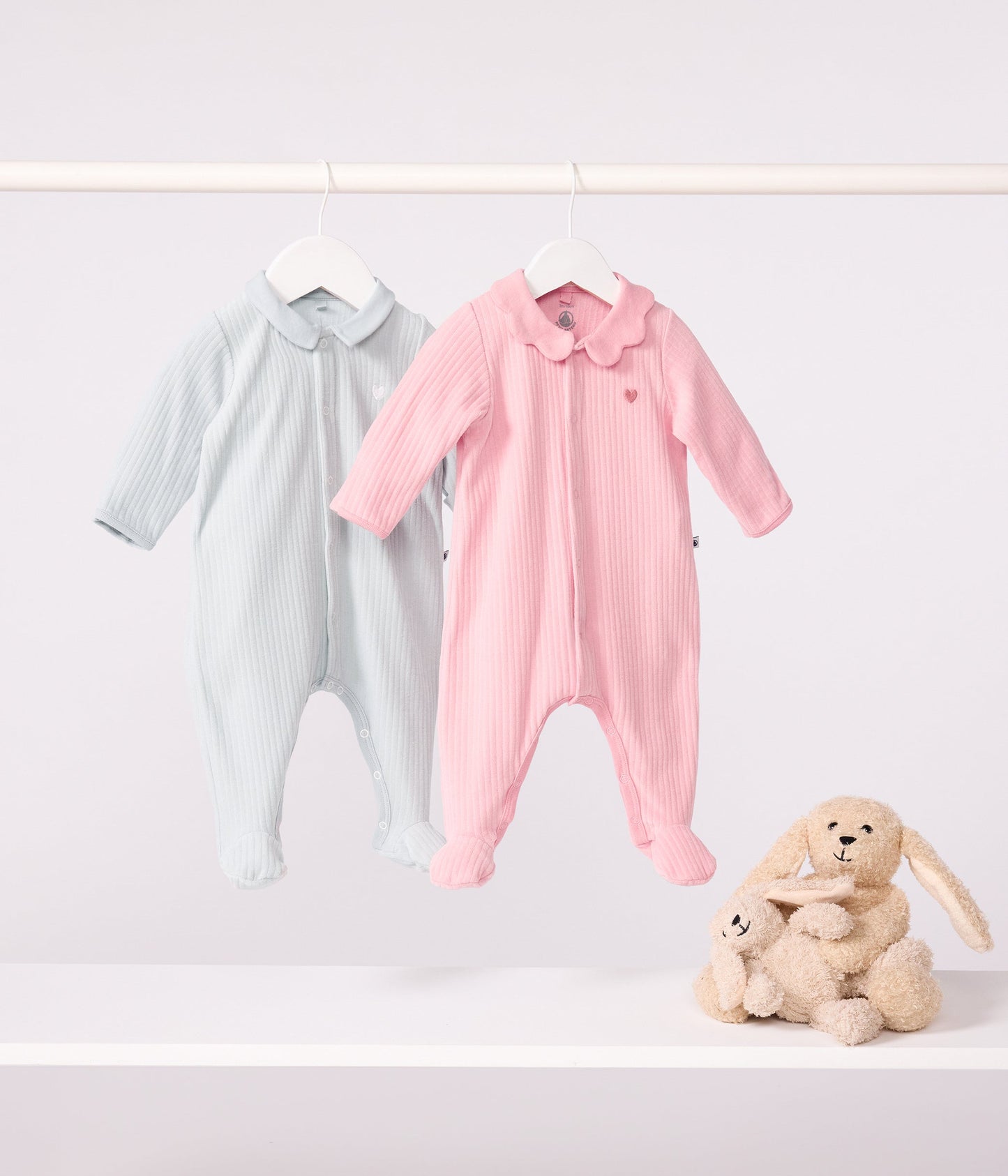 Pyjama bébé en velours à col uni