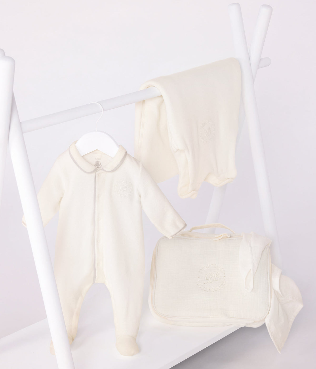 Valisette cadeau naissance en coton – J1