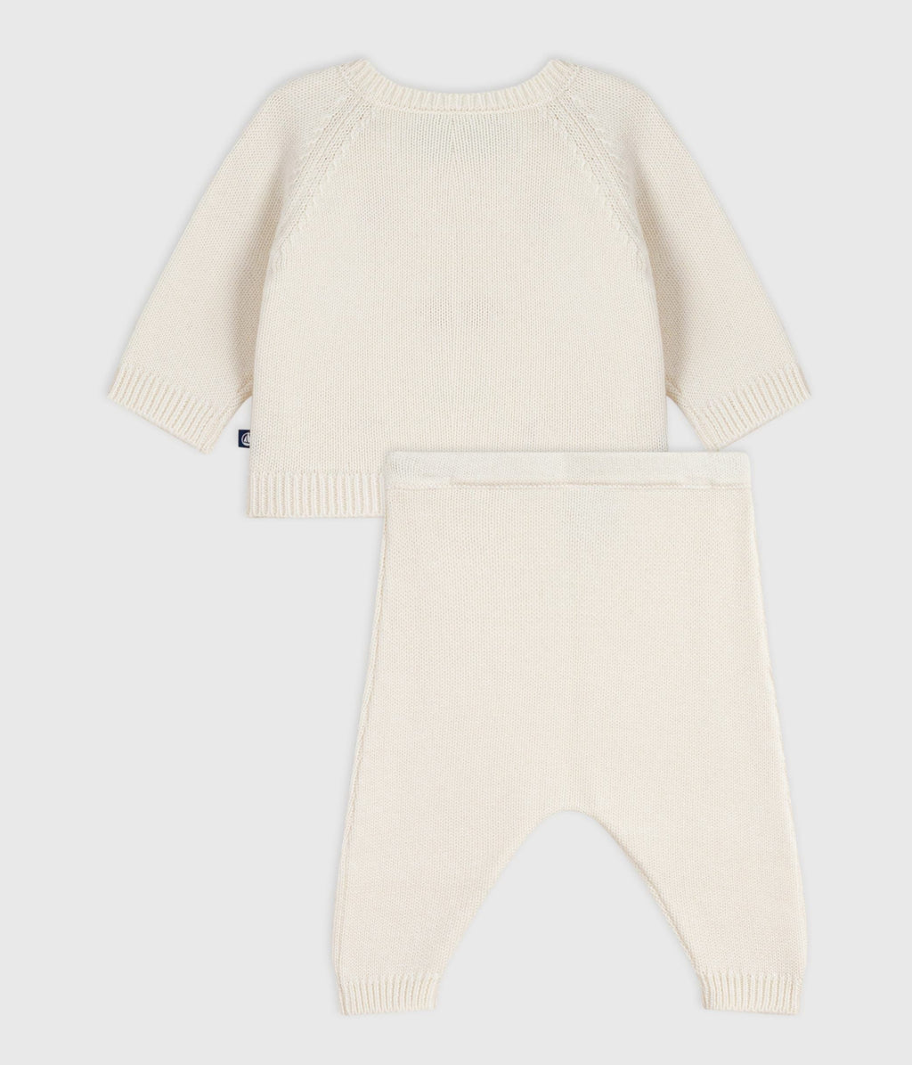 Ensemble 2 pièces bébé en tricot et cœurs brodés – D1