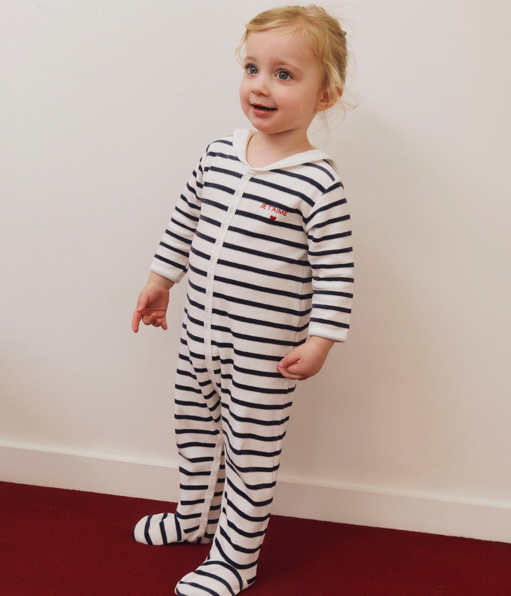 Pyjama bébé en velours imprimé à rayures — porté | Petit Bateau Seraf Genève