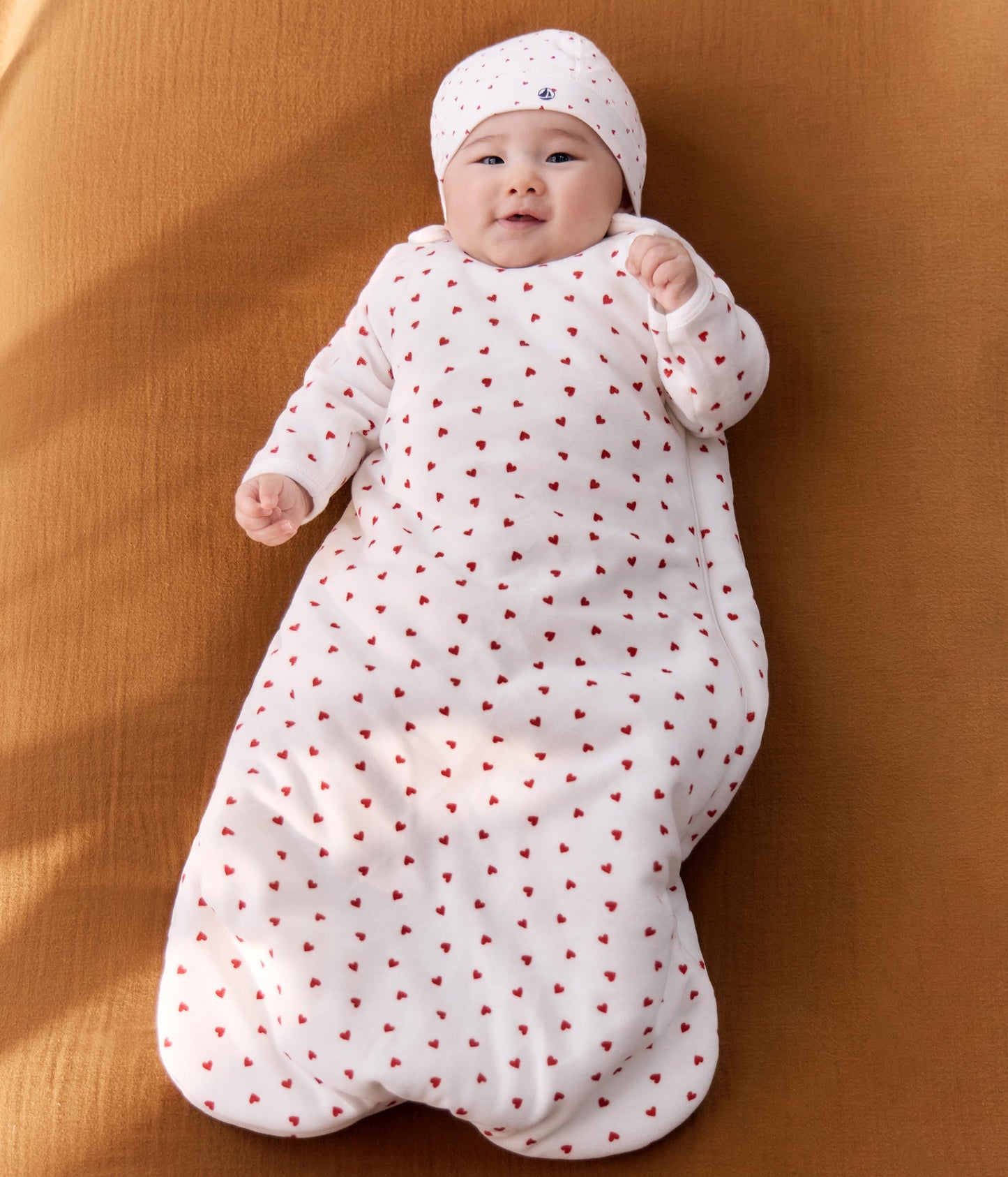 Gigoteuse bébé en velours imprimé coeurs TOG 3