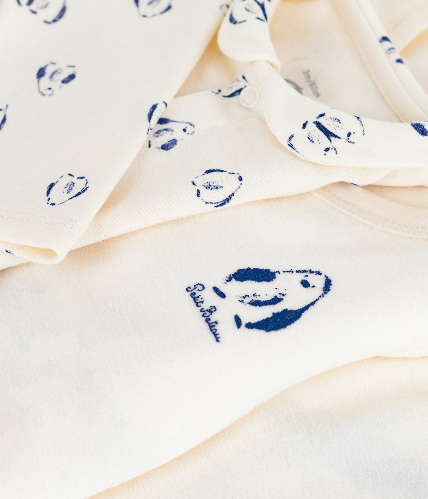 Ensemble bébé 3 pièces cache-cœur et body imprimé pingouins