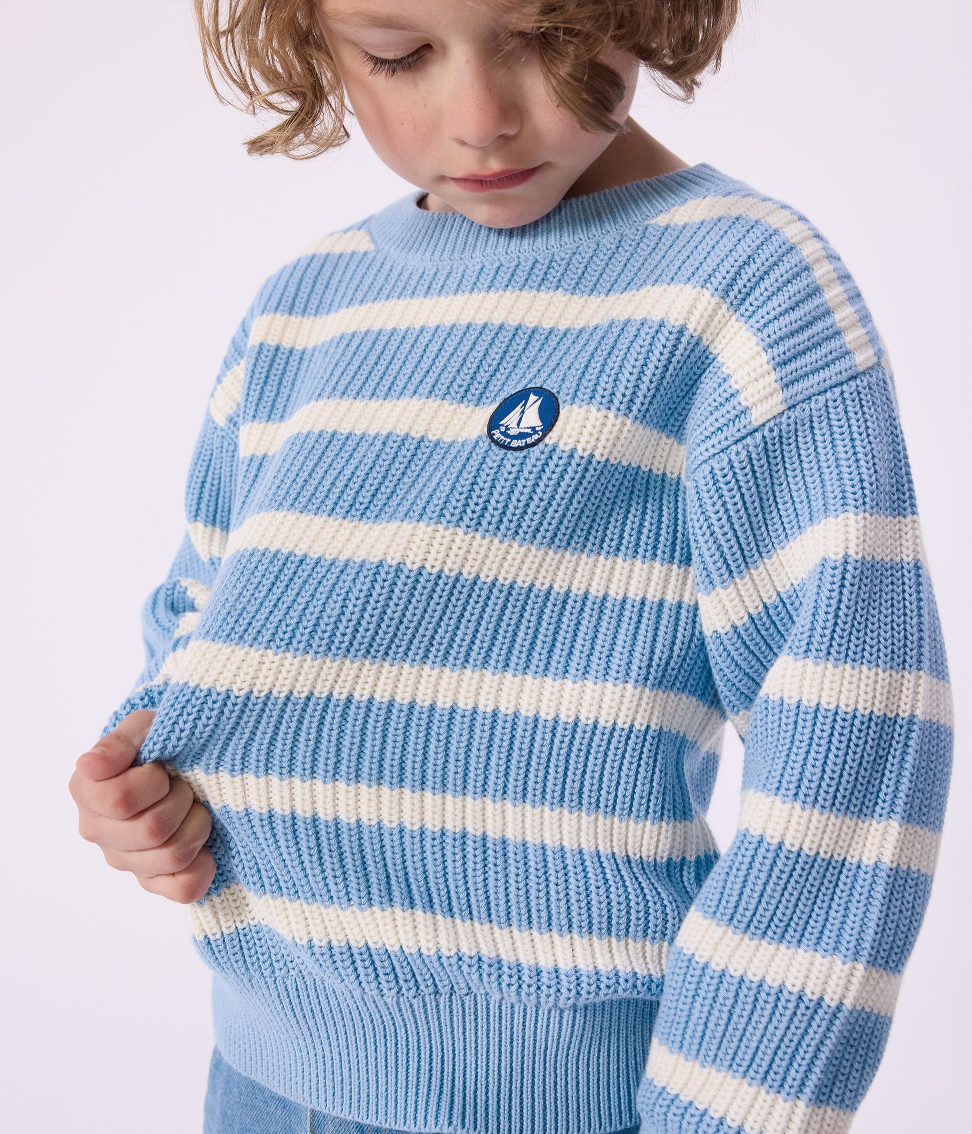 Pull enfant en tricot – J1