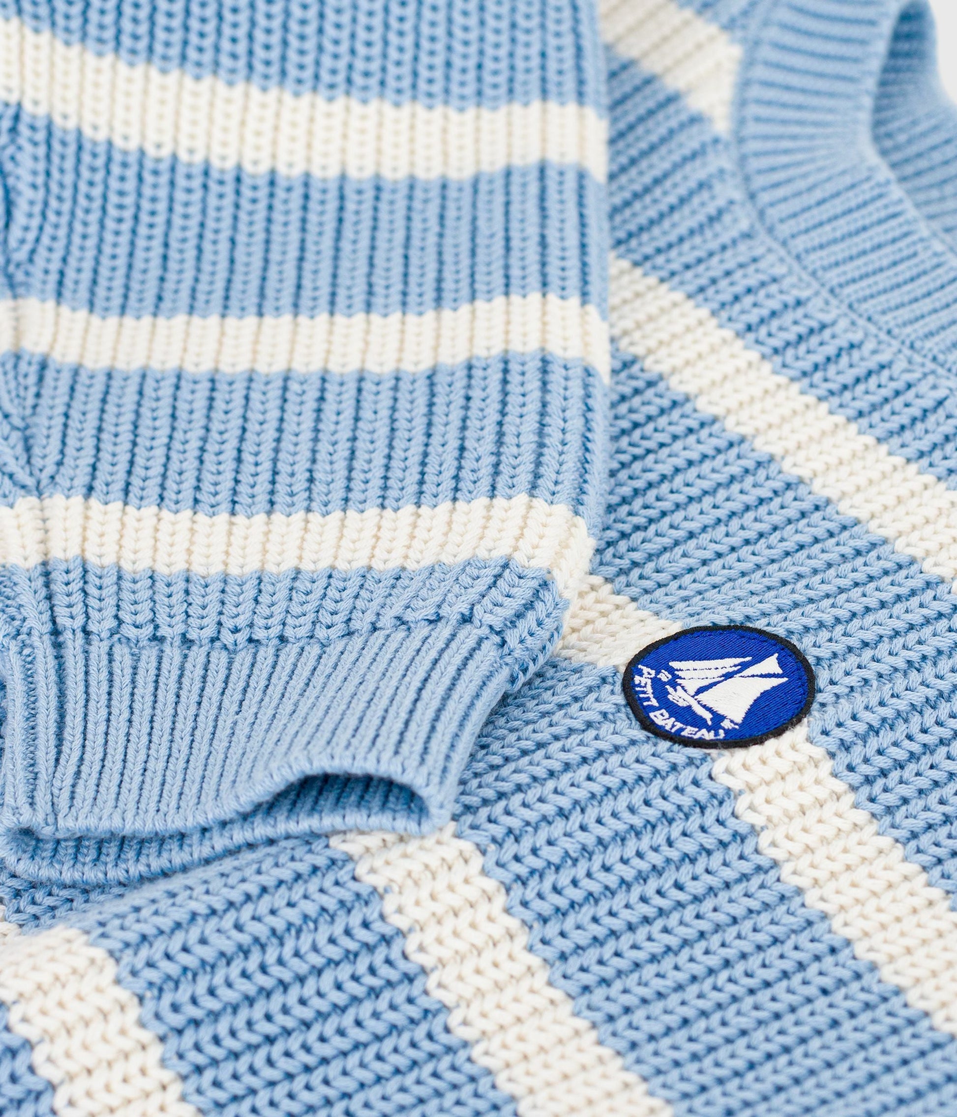 Pull enfant en tricot – Z1