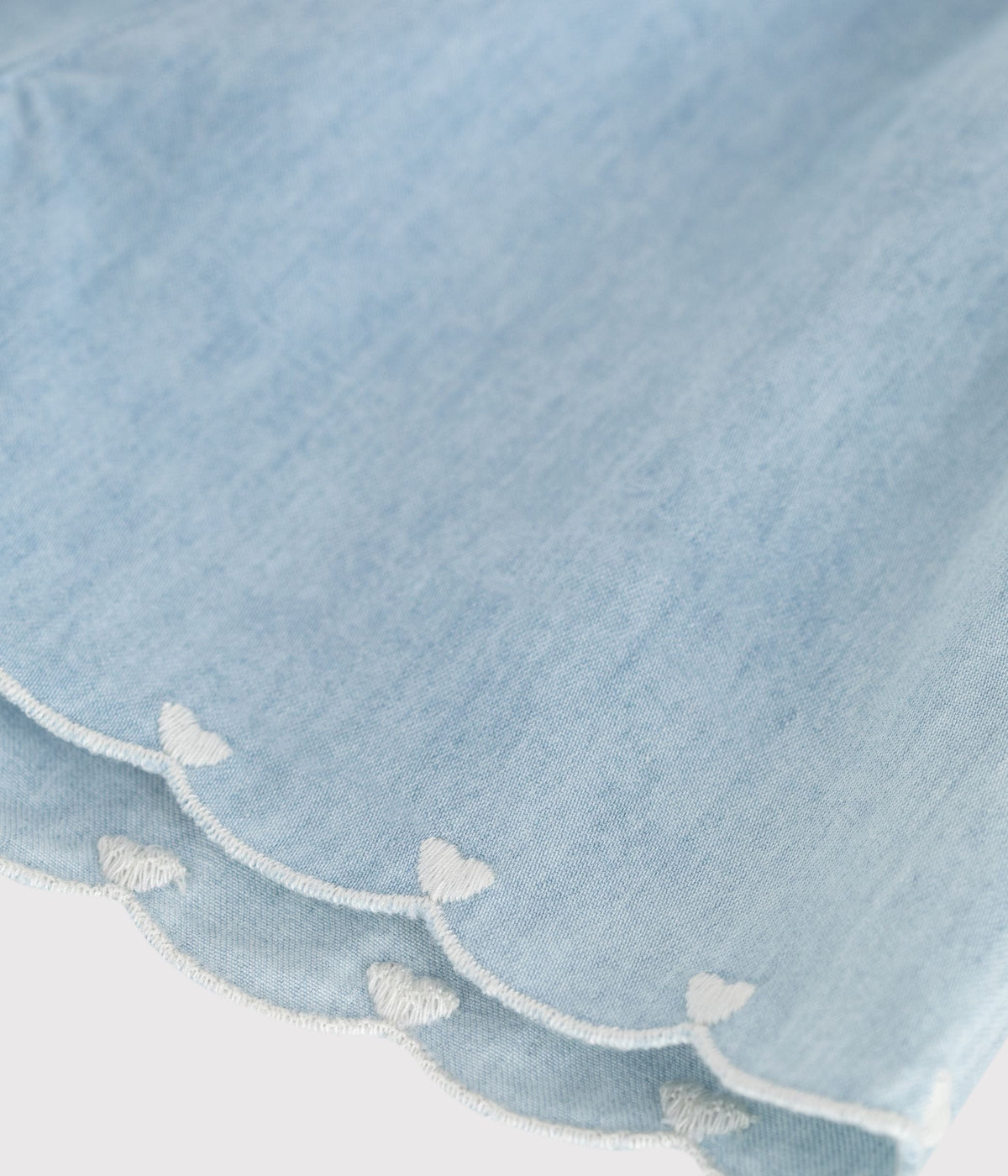 Short bébé en chambray brodé – Z1