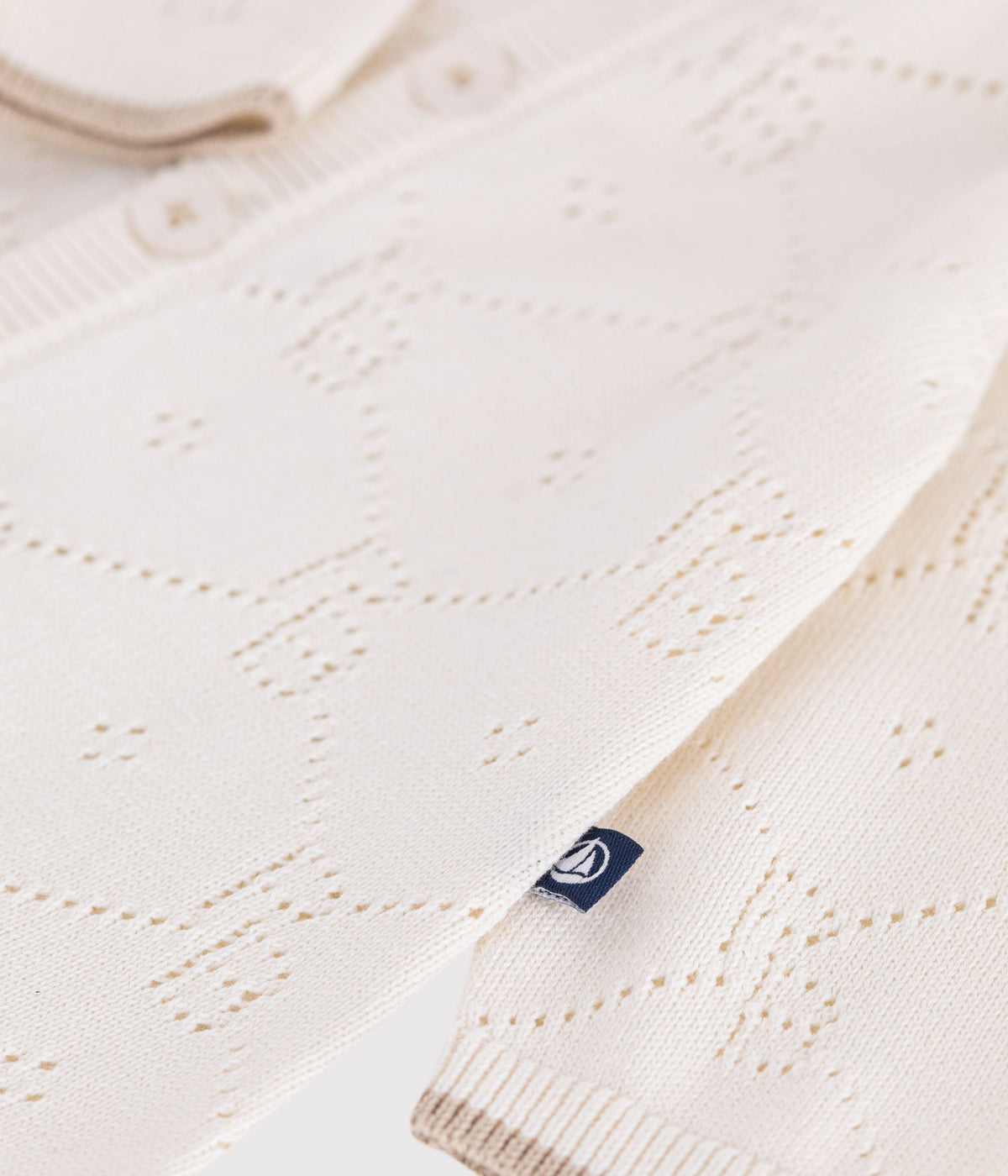 Combinaison longue bébé en tricot de coton ajouré – Z1
