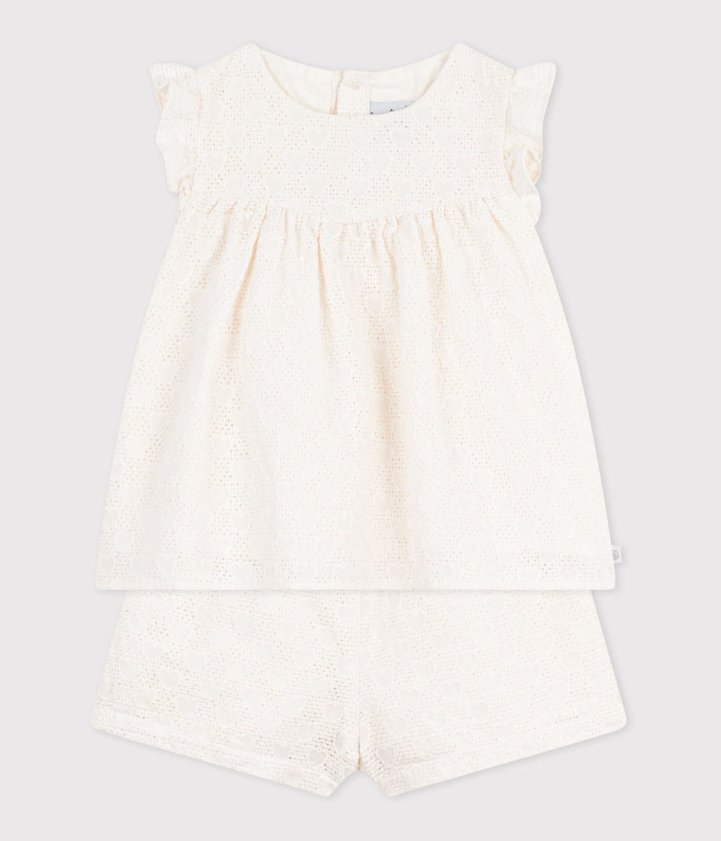Ensemble bébé 2 pièces en broderie anglaise, motif cœurs – F2