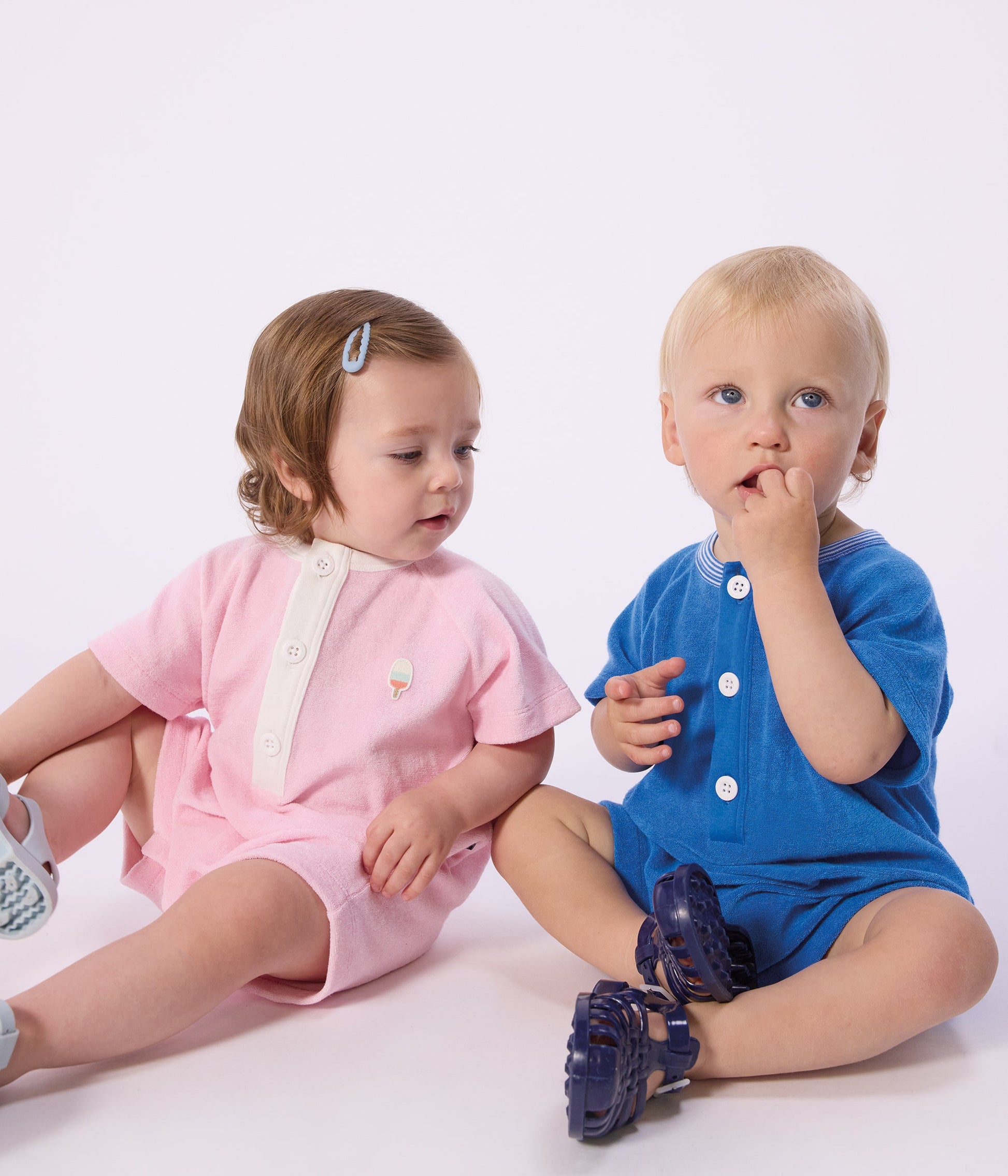 Combinaison courte bébé en coton unie – J3