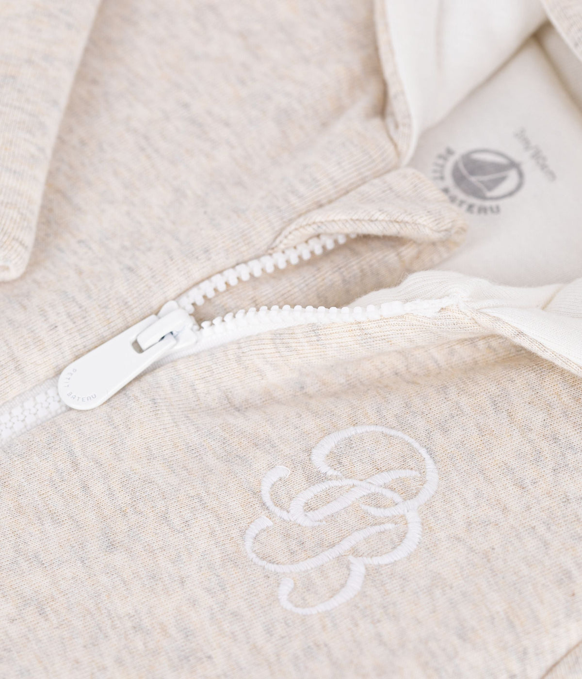 Combinaison ouatinée bébé à capuche et pieds, unie – Z1