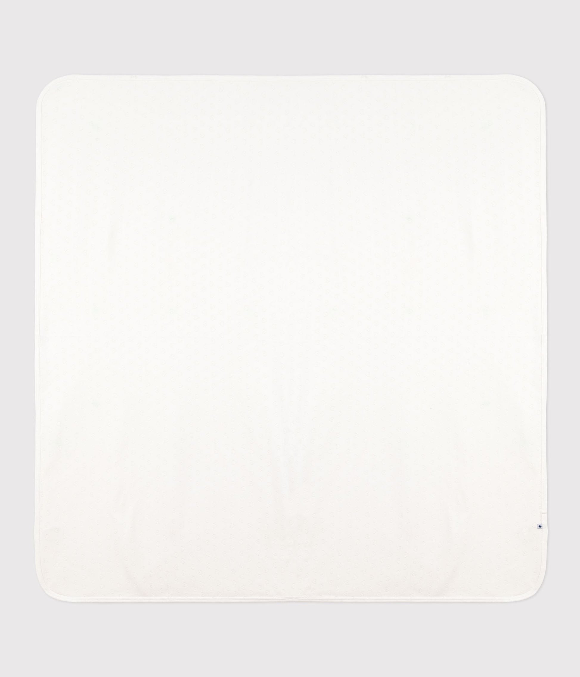 Couverture légère naissance en coton ajouré cœur uni – F1