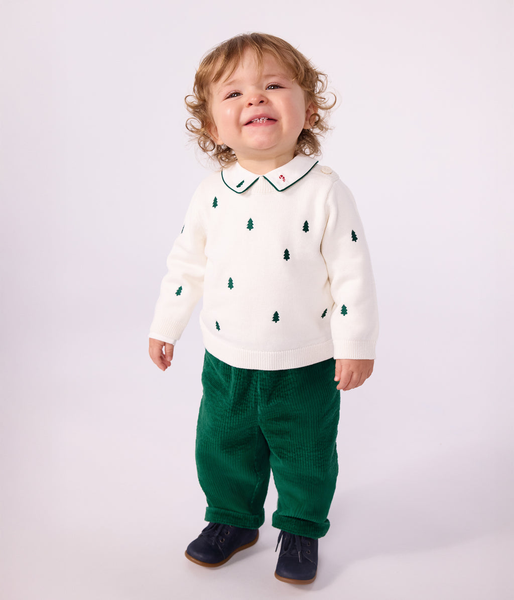 pull bebe en laine et coton et sapins brodees