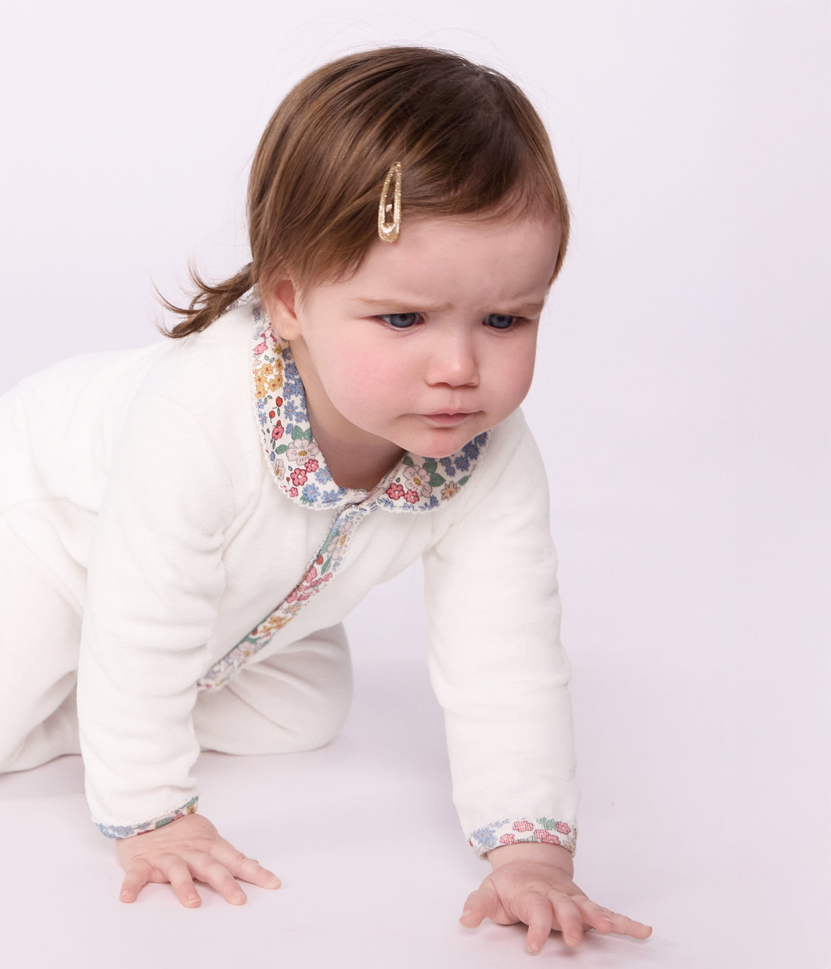 pyjama bebe en velours uni avec col detail imprime a fleurs