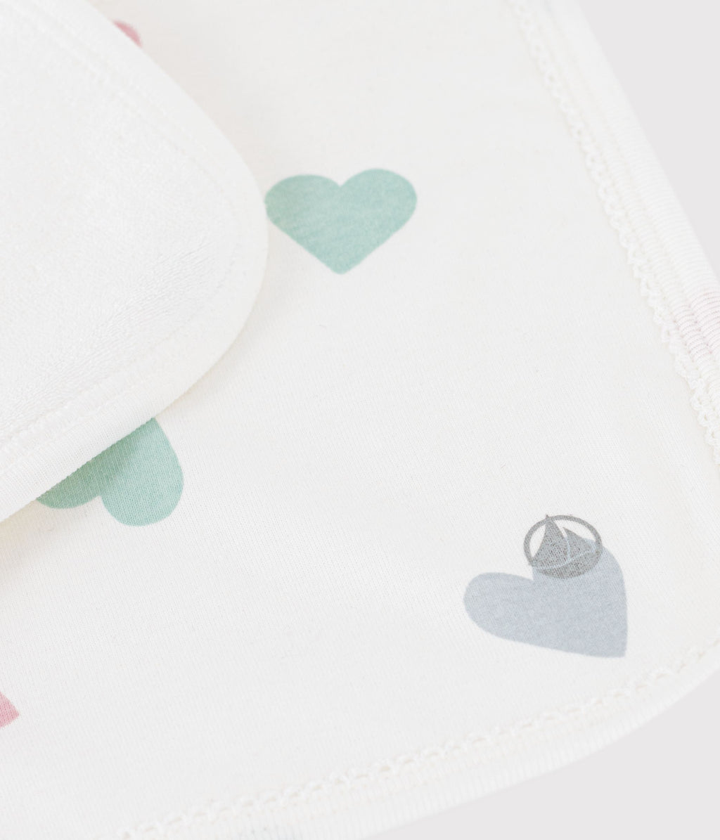 lingette bebe en coton et eponge imprime a coeurs