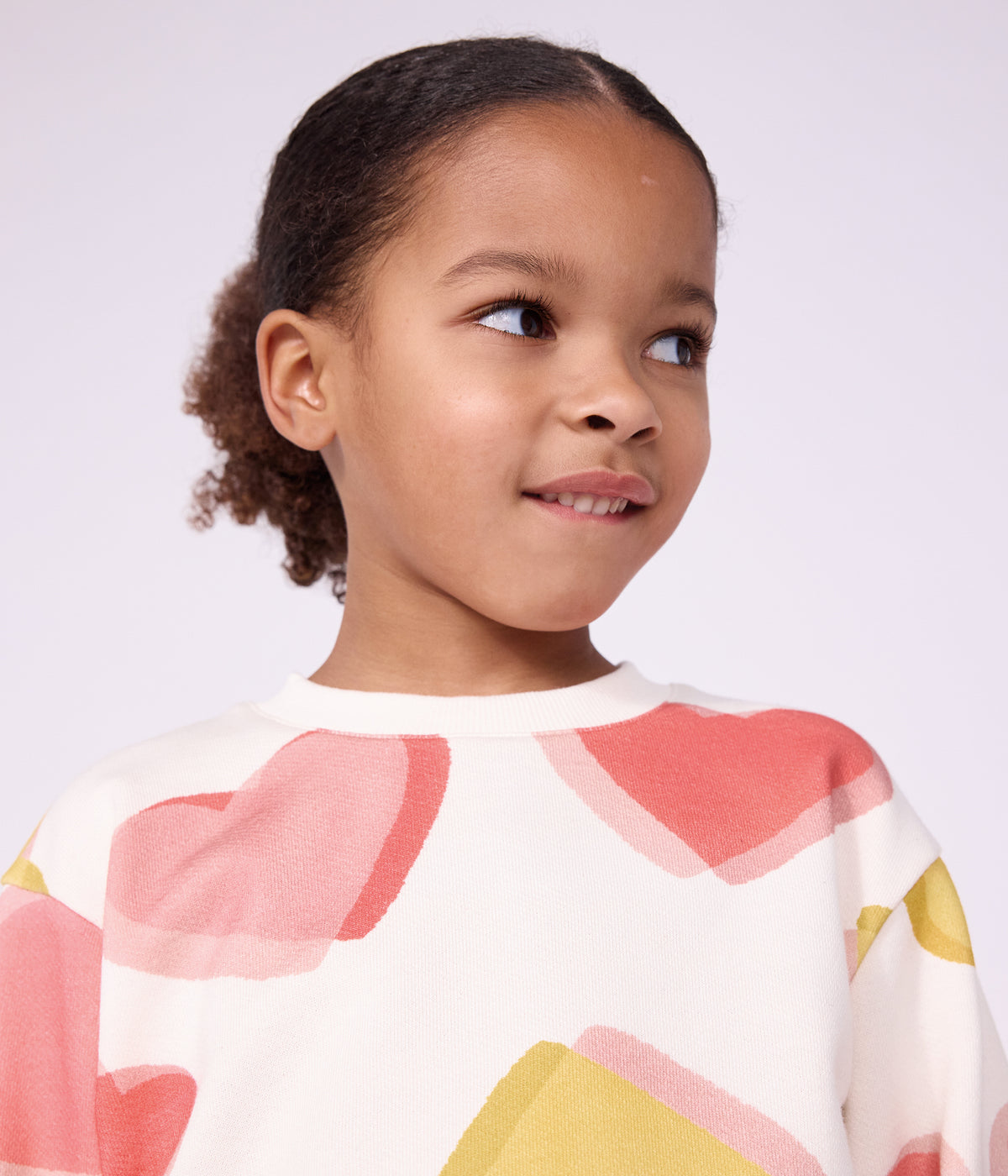 sweatshirt enfant en coton imprime coeurs blanc