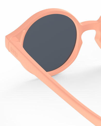 Lunettes solaires enfant Izipizi Apricot forme D Baby detail interieur