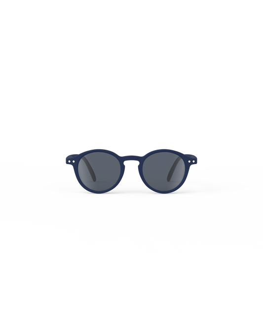 Lunettes solaires enfant Izipizi Navy Blue forme D Kids Plus vue de face
